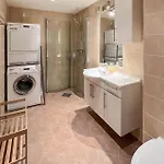 3 Bedroom Cozy In Gala Frya